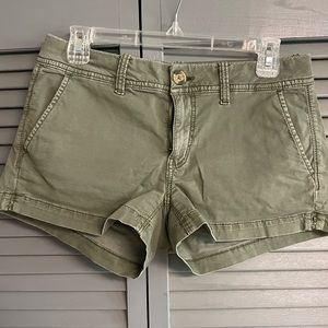 AEO Super Stretch X Olive Green Shortie